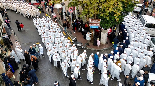 İsmailağacılar'dan gövde gösterisi: Medrese yürüyüşü yaptılar