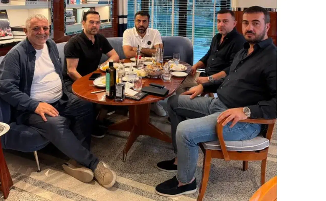  KÜRŞAD YILMAZ'DAN "MİLANO'DAN SELAMLAR" MESAJI GELDİ!
