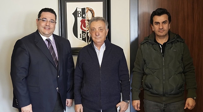 Başkan Onur Bozkurter, Ahmet Nur Çebi ve Orhan Çebi'yi Belediyede Ağırladı 