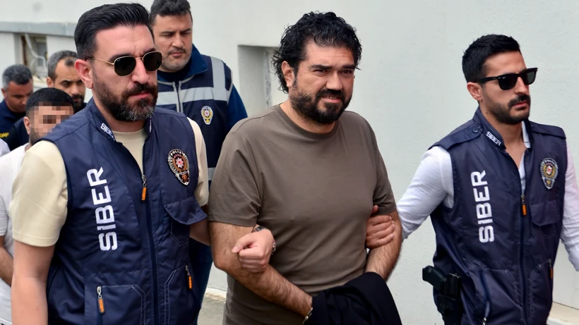 Rasim Ozan Kütahyalı'nın Tutuklandığı Operasyonun Perde Arkası: Şifreli Telefondaki Gizli Klasör'den Halil Falyalı Bağlantısı Ortaya Çıktı