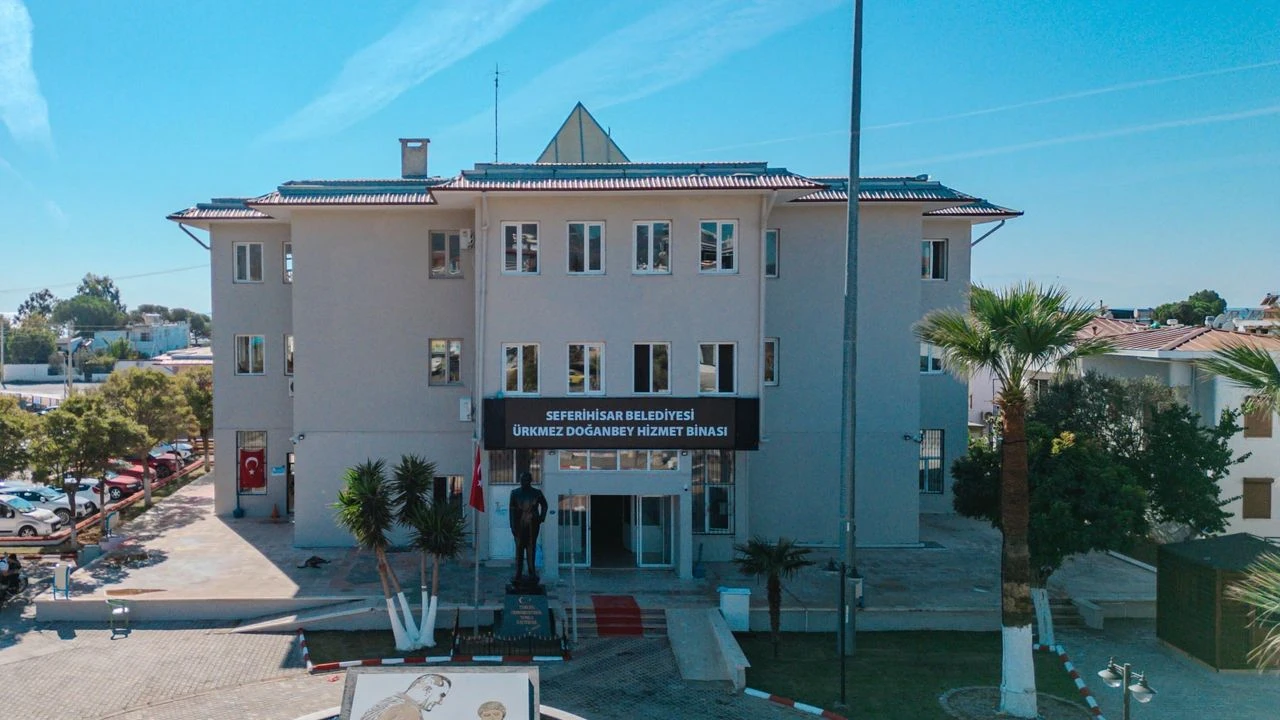 CHP'Lİ BELEDİYE DE RÜŞVET OPERASYONU! İKİ ŞOFÖRE GÖZALTI