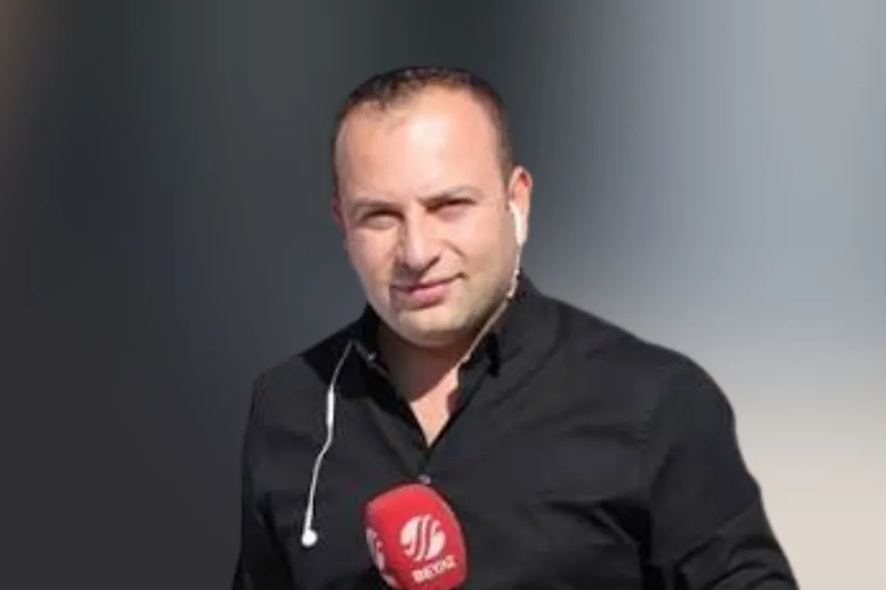 İsmail Çanak'ın tuhaf ilişkileri! Beyaz TV'de al gülüm ver gülüm!